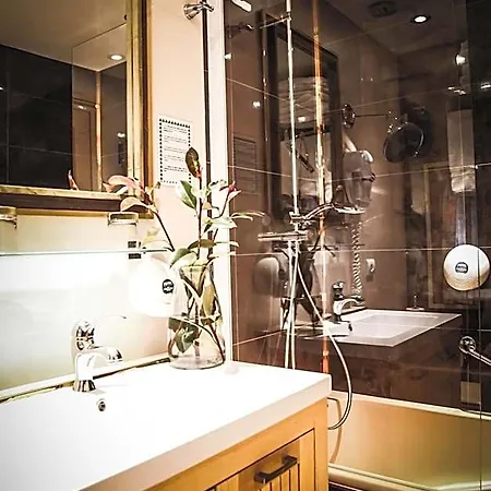 Le Refuge Hotel 3*